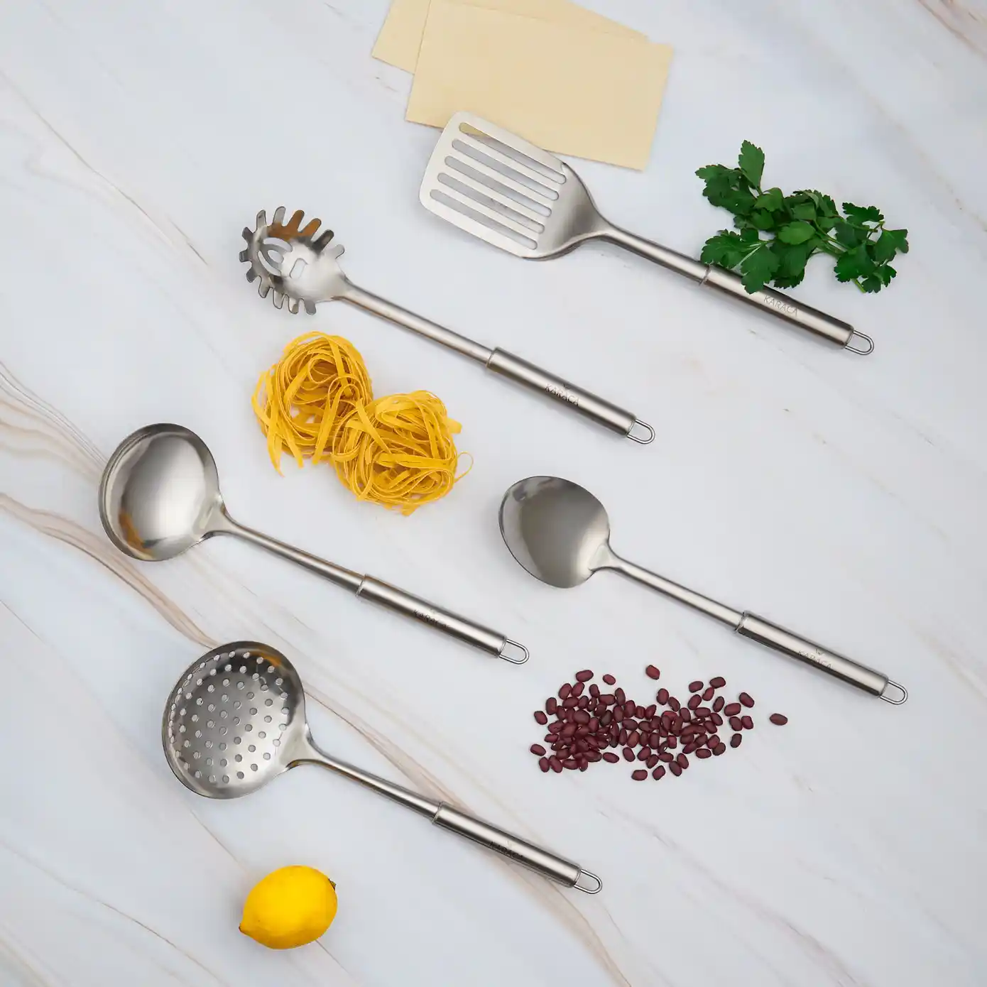 Karaca Master 5 Parça Servis Seti ile Mutfak ve Sofralarda Şıklık ve Fonksiyonellik