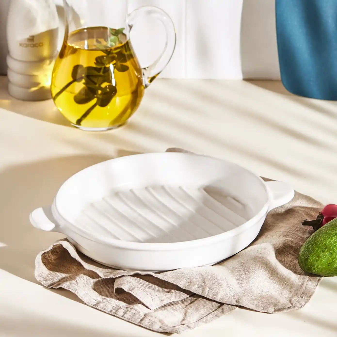 Karaca Porselen Fırın Kabı ile Şık ve Fonksiyonel Mutfak Dekorasyonu Çözümleri