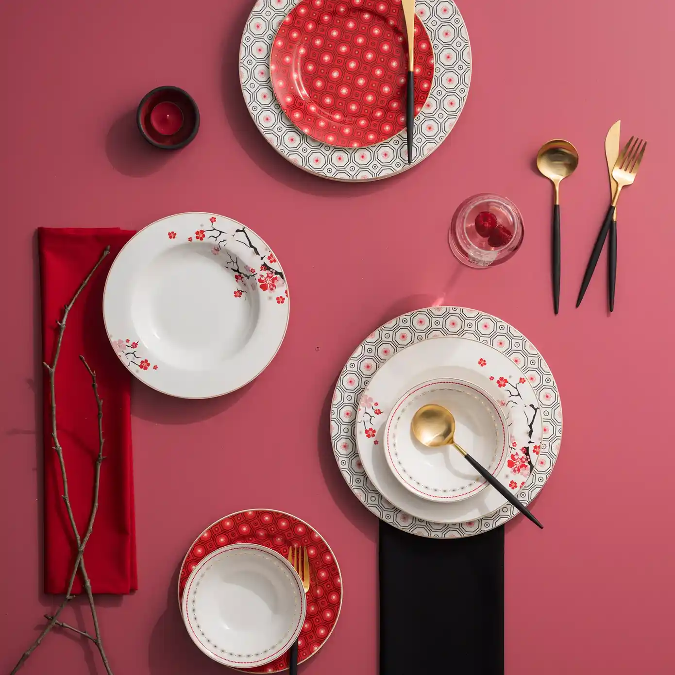 Karaca Sakura Yemek Takımı ile Sofralarınıza Zarafet Katın ve Dekorasyonunuzu Tamamlayın
