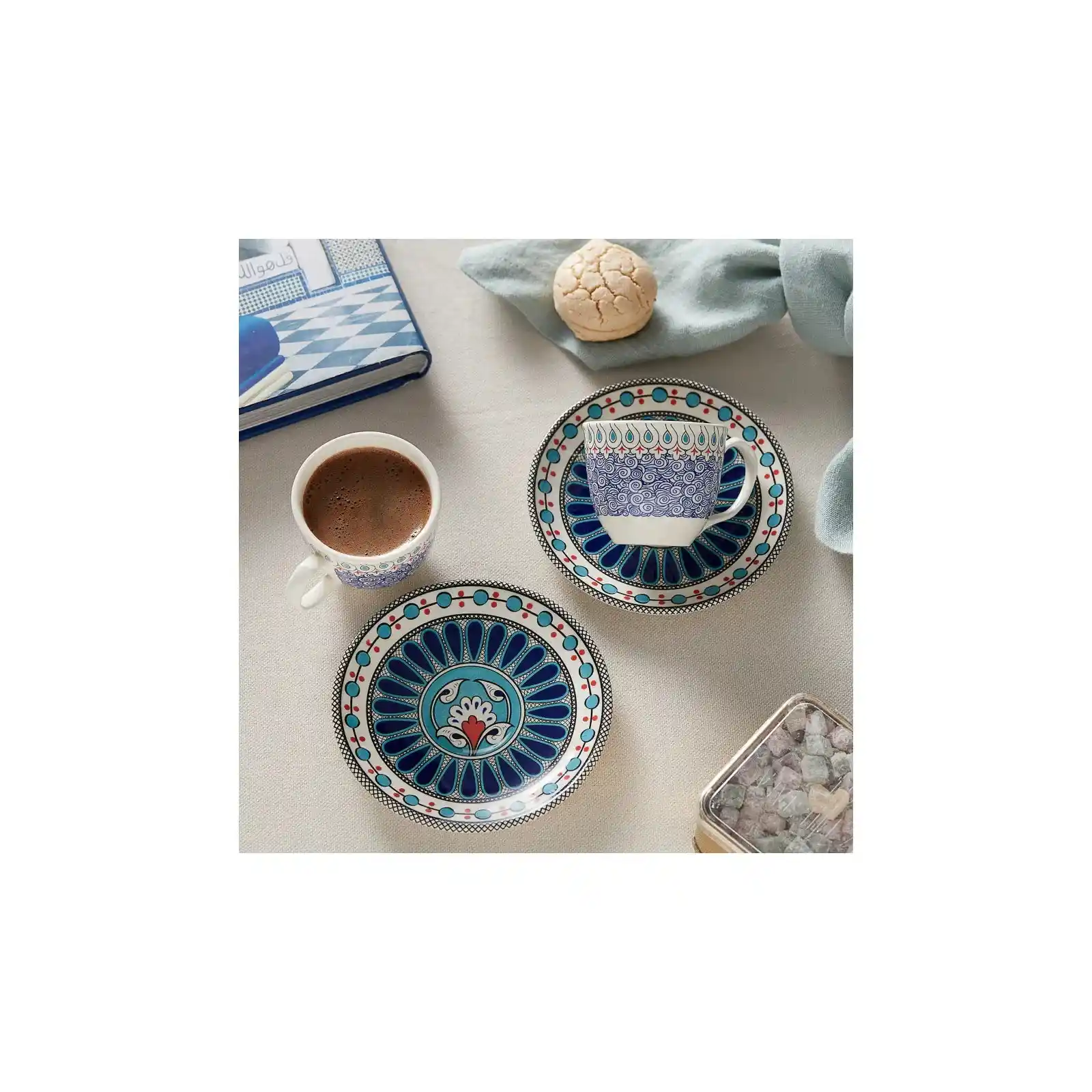 Karaca Selçuklu Serisi Yemek Takımıyla Dekorasyonda Zarafet ve Şıklık Sağlayın