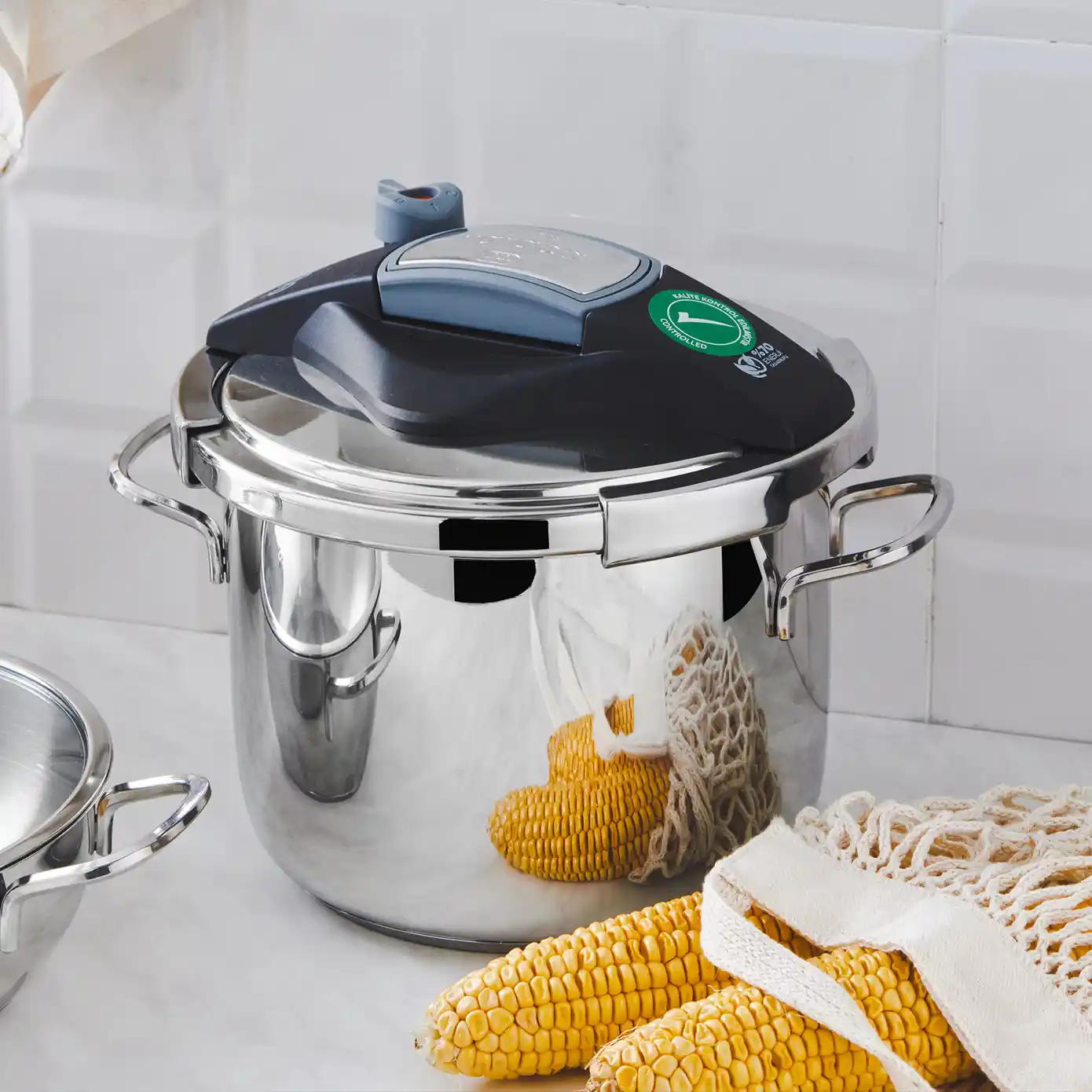 Karaca Sofya Çeyiz Seti: Modern ve Klasik Dekorasyonlara Uygun Şık Mutfak Setleri