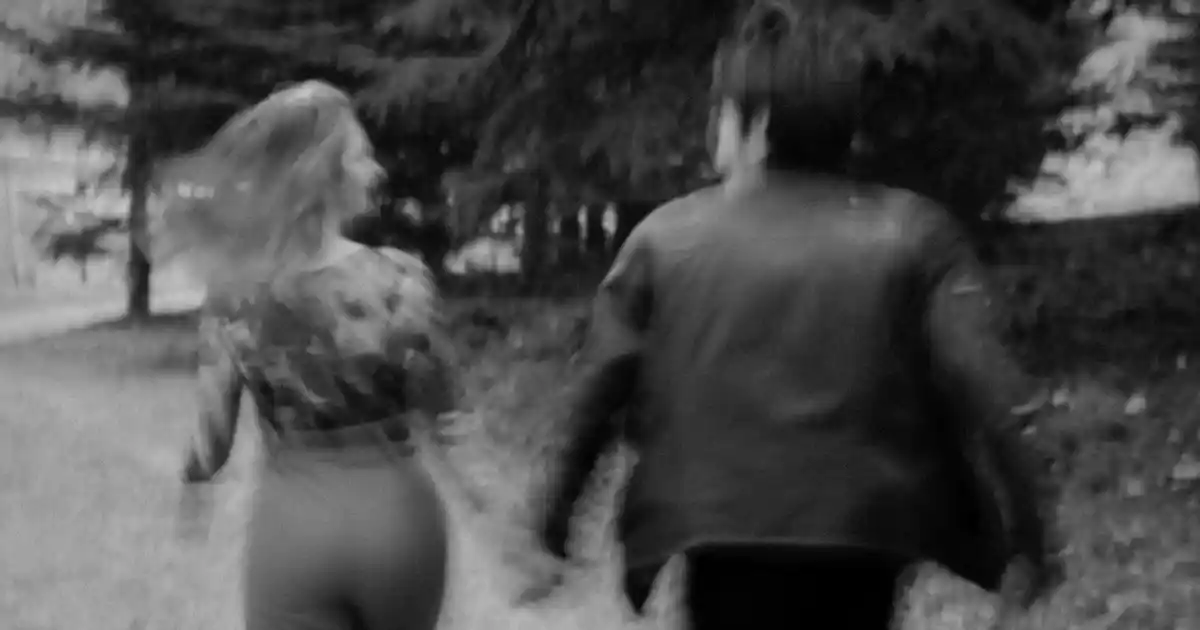 Karaca Yastık Koleksiyonu ile Ev Dekorasyonunuza Şıklık ve Konfor Katın