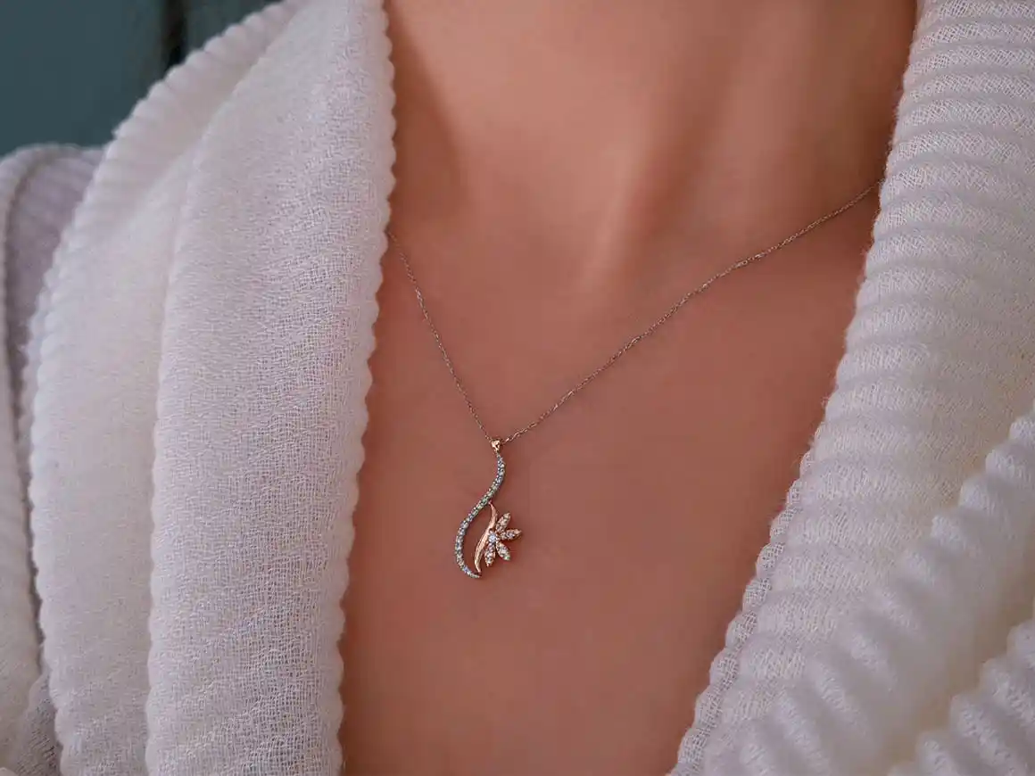 Kardelen Kolye ile Zarif ve Doğal Dekorasyon İpuçları ve Fikirleri