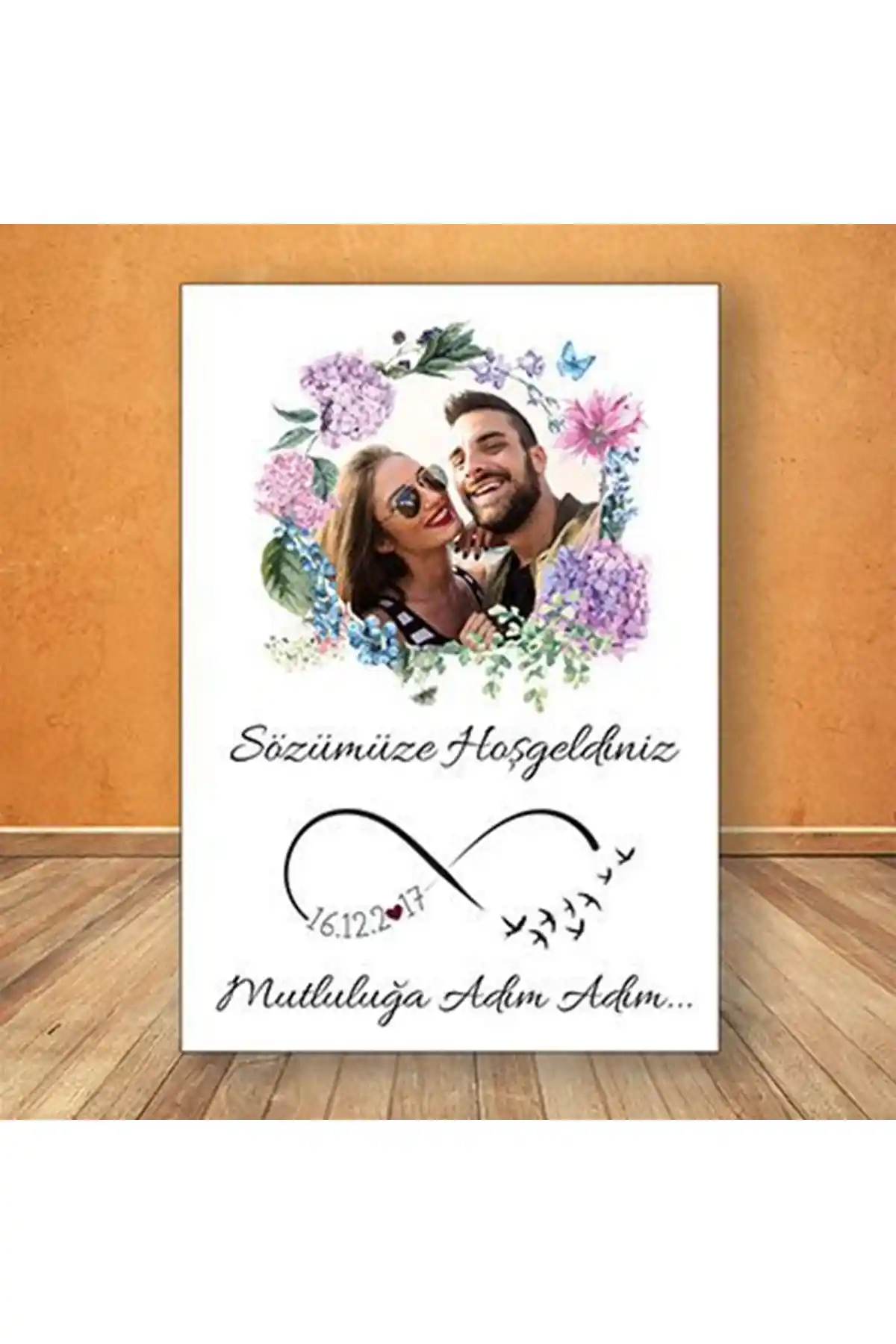 Karşılama Panosu Dekorasyonunda Şıklık ve İşlevselliğin Birleşimi