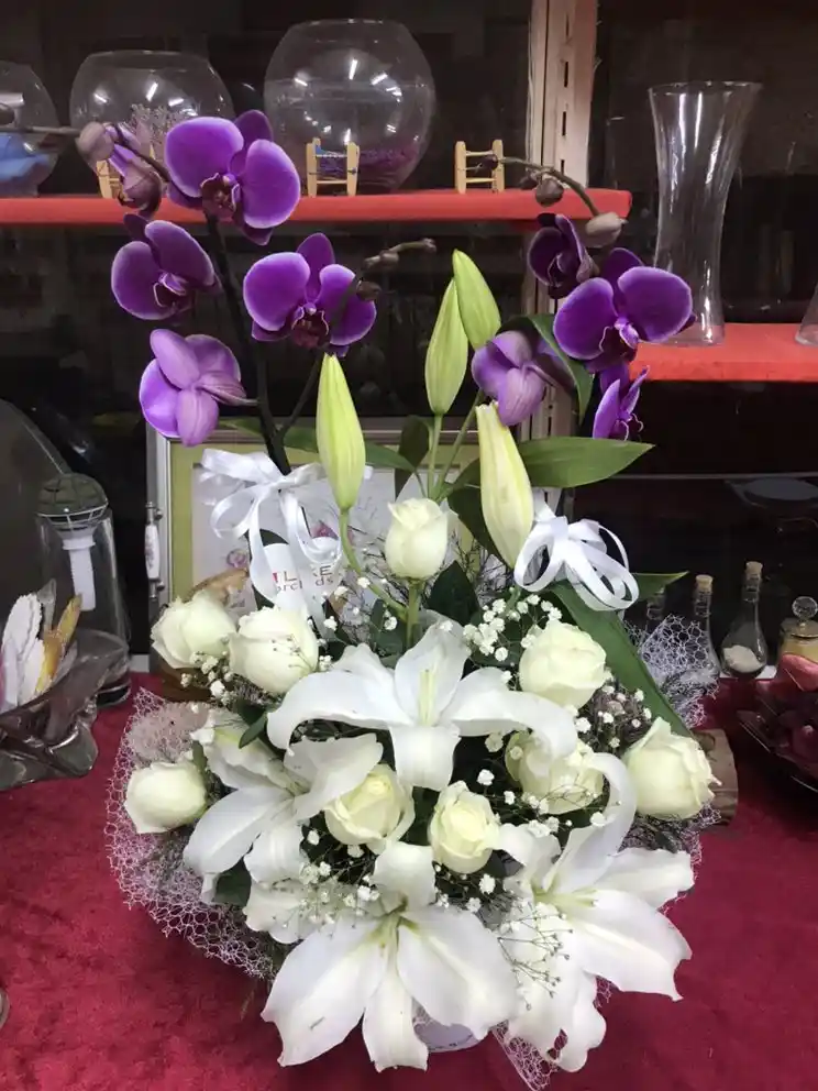 Karşıyaka Çiçekçileri ile Dekorasyonda Doğal ve Estetik Çözümler Sunma Rehberi