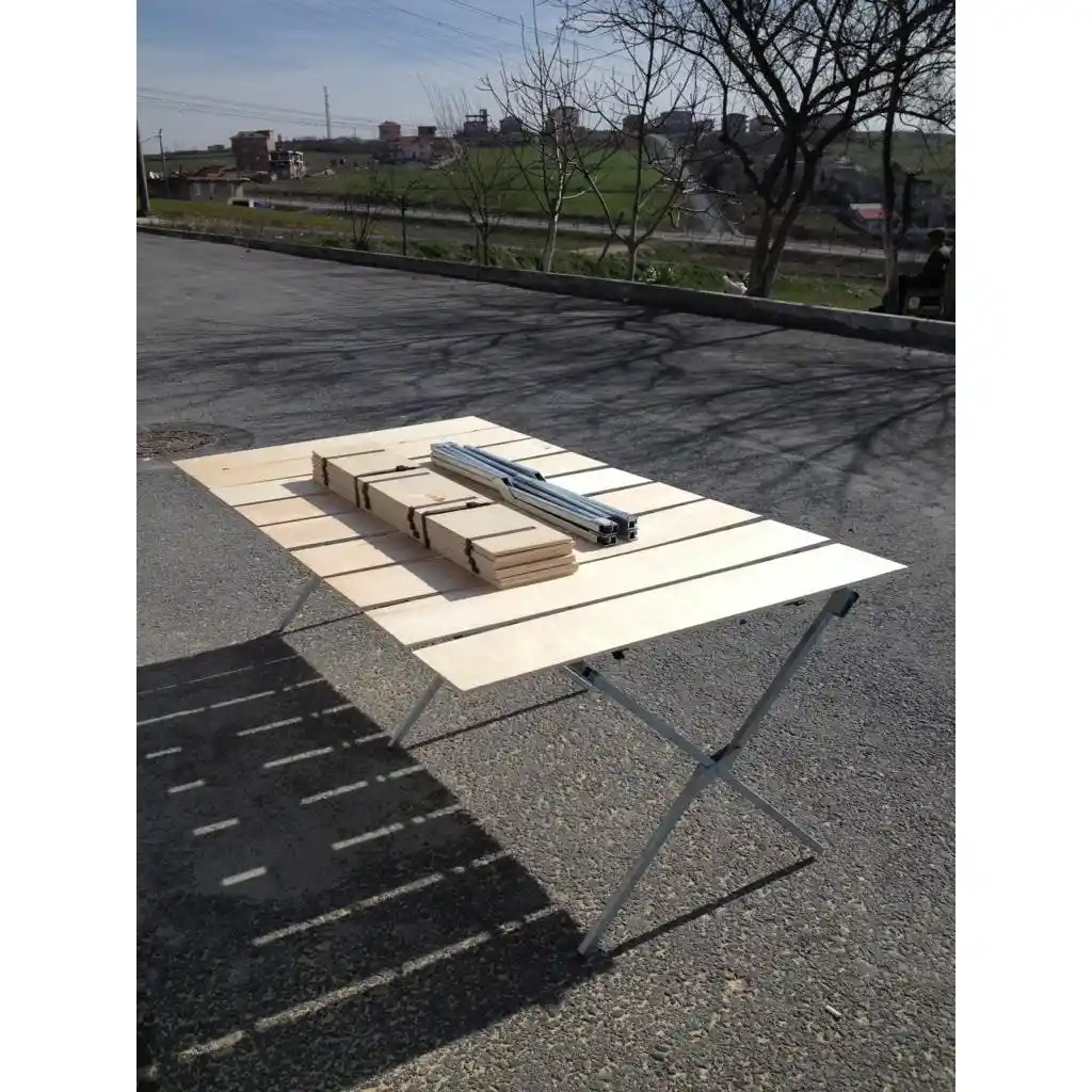 Katlanabilir Pazar Tezgahlarıyla Dekorasyonda İşlevsellik ve Estetiğin Uyumlu Kullanımı