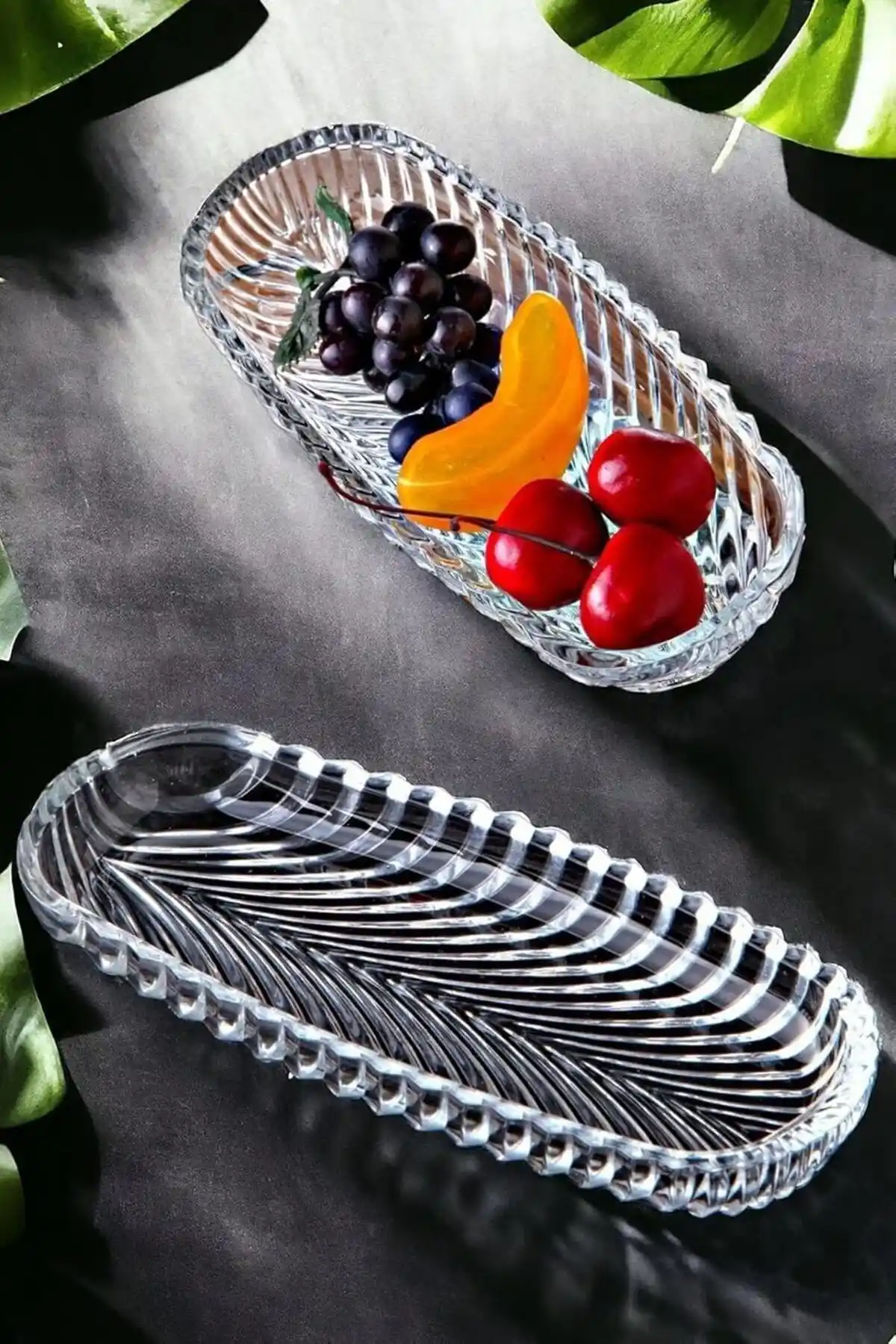 Kayık Tabak Dekorasyonunda Şıklık ve İşlevselliğin Uyumuyla Modern ve Klasik Seçenekler