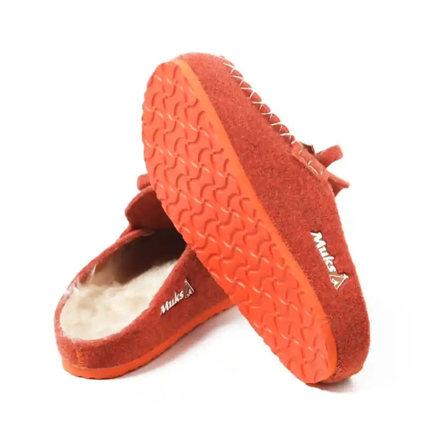 Keçe Terliklerle Dekorasyonunuzu Yeniden Şekillendirin Sıcak ve Şık Detaylar Eklemenin Yolları