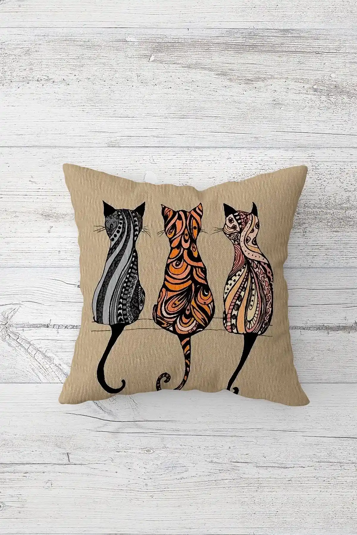 Kedili Yastık Kılıfı ile Evinize Sevimli ve Şık Dokunuşlar Yapın