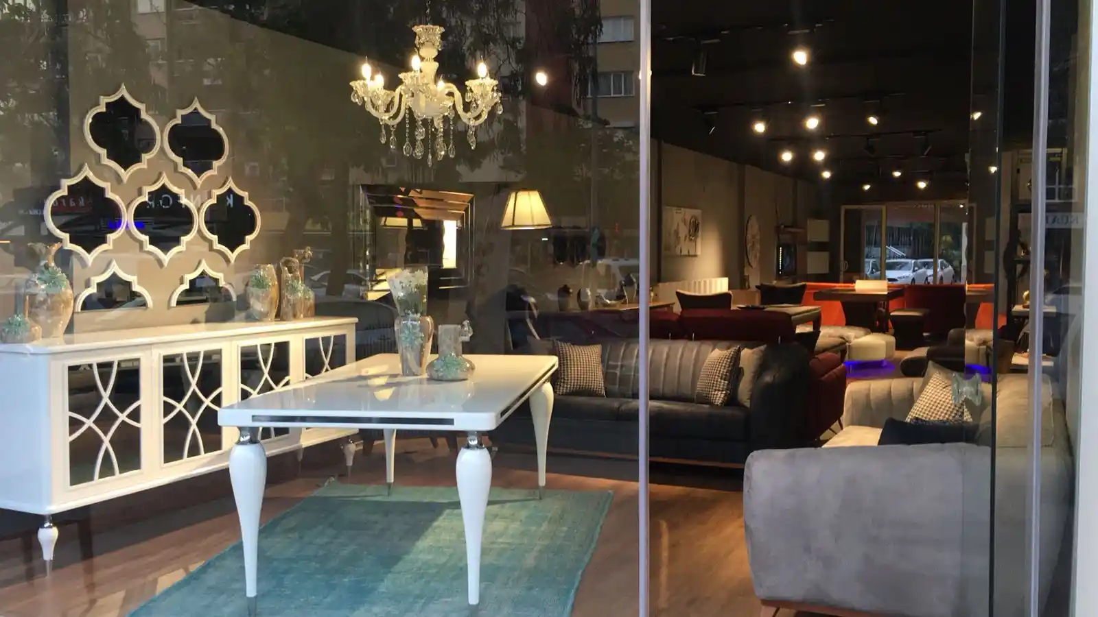 Kenan Ev Mobilya ile Modern ve Dayanıklı Dekorasyon Çözümleri Sunan Mobilya Markası