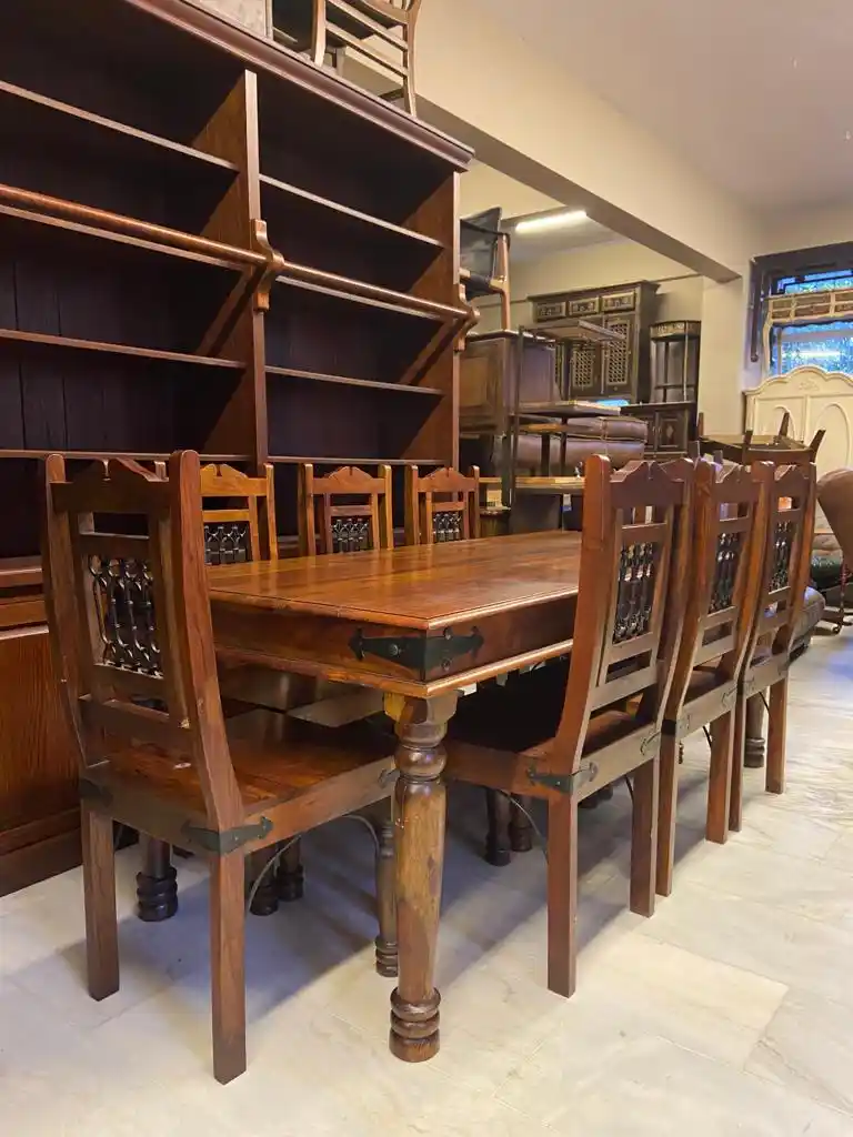 Kervan Mobilya ile Dekorasyonunuza Uygun Şık ve Dayanıklı Masa Sandalye Takımları