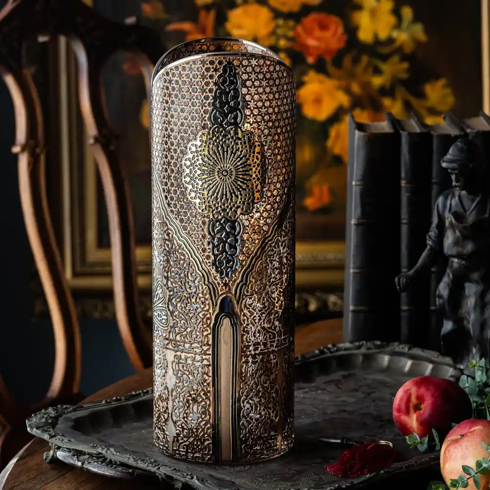 Kesme Vazo Dekorasyonunda Modern ve Şık Dokunuşlar İçin İpuçları ve Seçim Rehberi