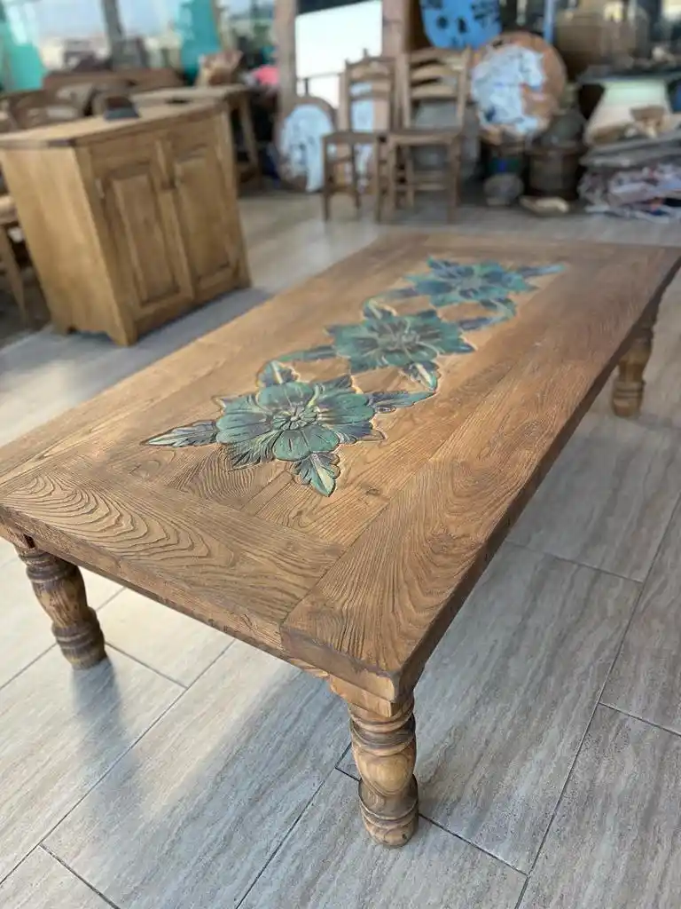 Kestane Ağacı Mobilya: Doğal Şıklık ve Dayanıklılığın Modern Dekorasyondaki Yeri