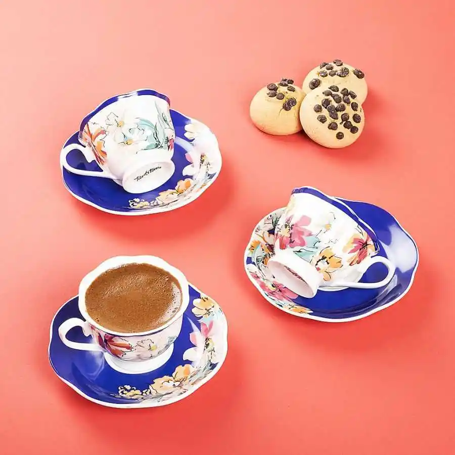 Kıbrıs Fincan Takımlarıyla Ev Dekorasyonunda Şıklık ve Zarafet Yaratma Rehberi