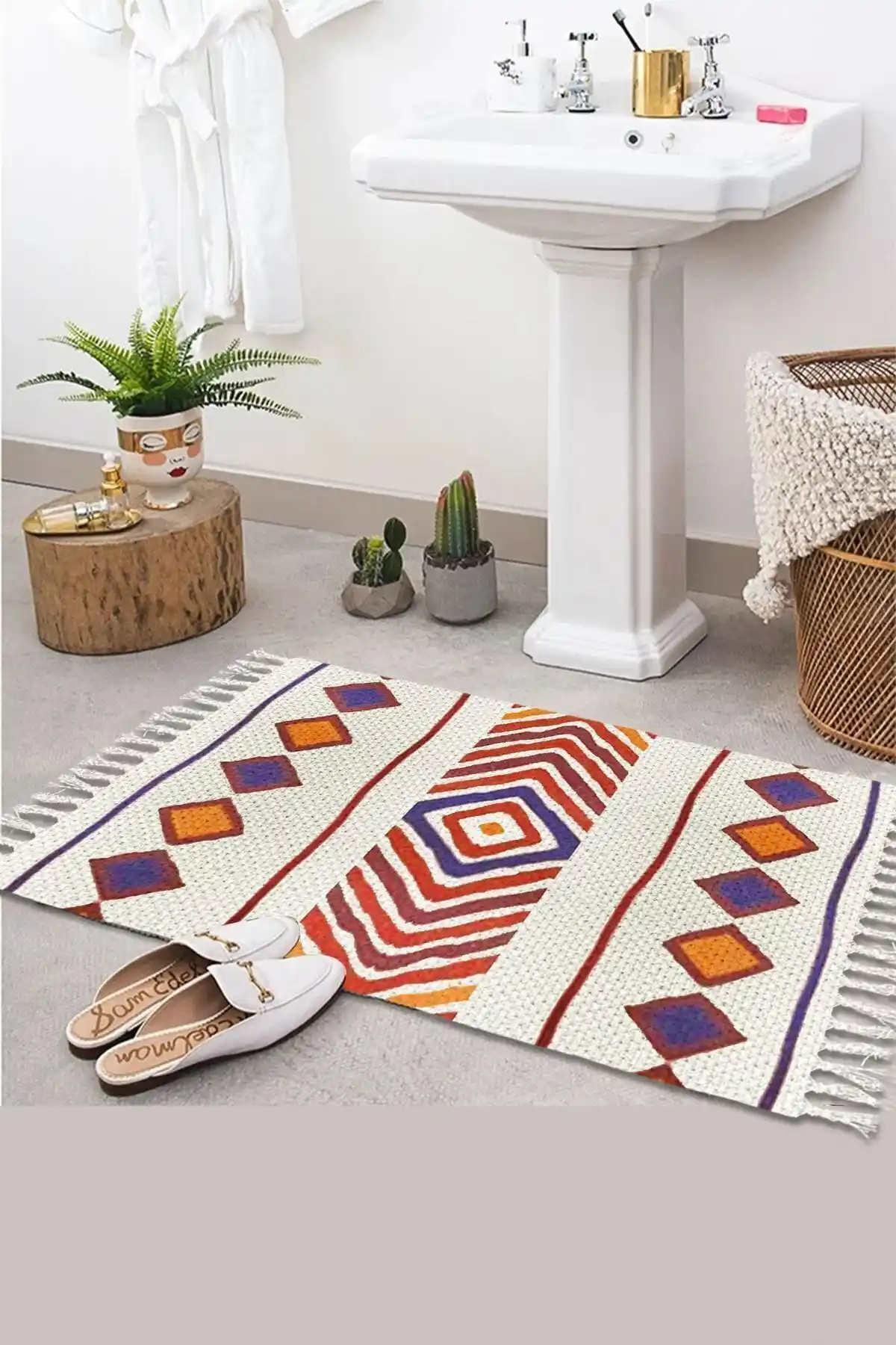 Kilim Banyo Paspası: Estetik ve Fonksiyonelliği Bir Arada Sunan Dekorasyon Parçası