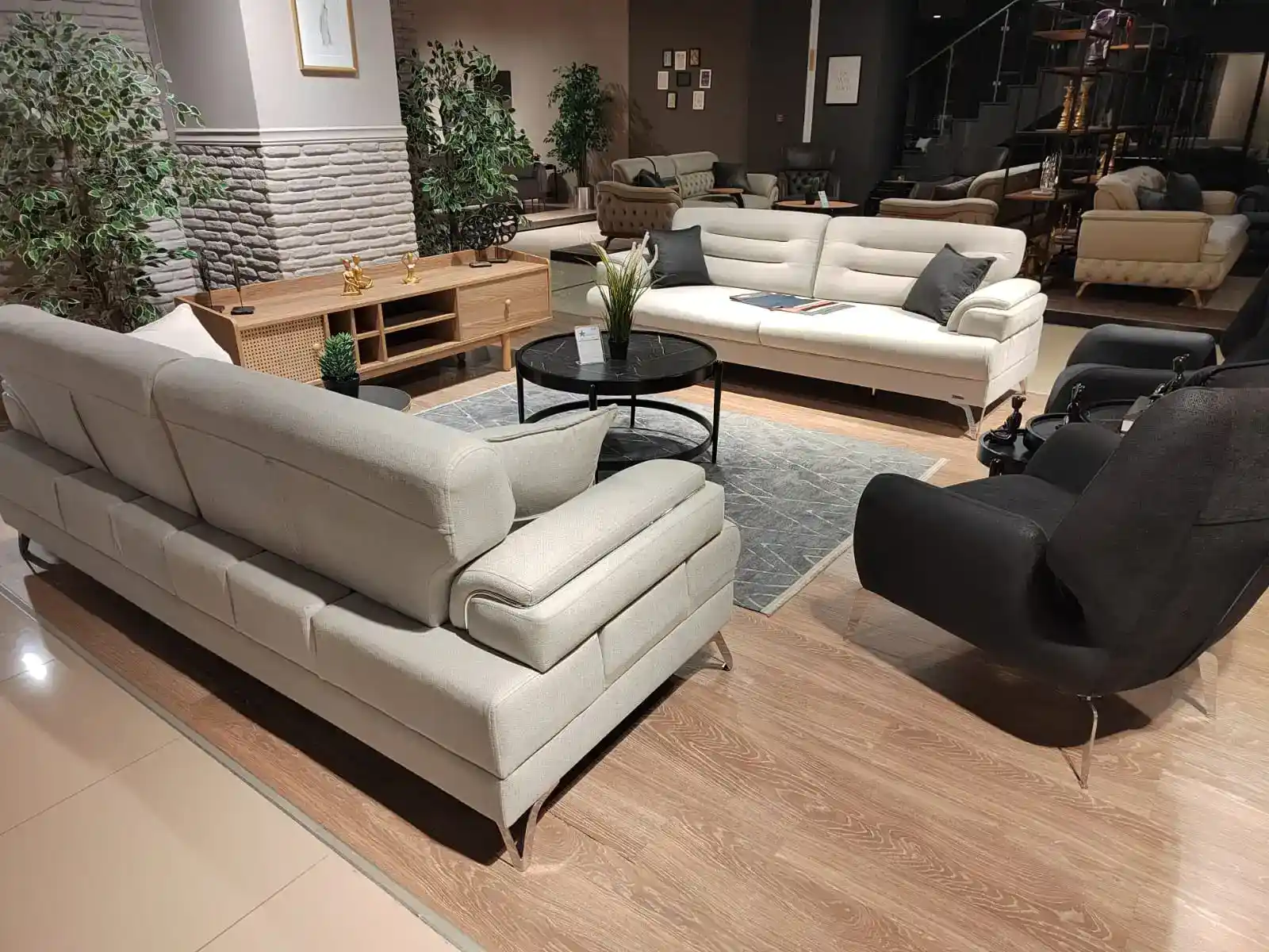 Kilim Koltuk Takımlarıyla Evinize Şıklık ve Konfor Katmanın Yolları