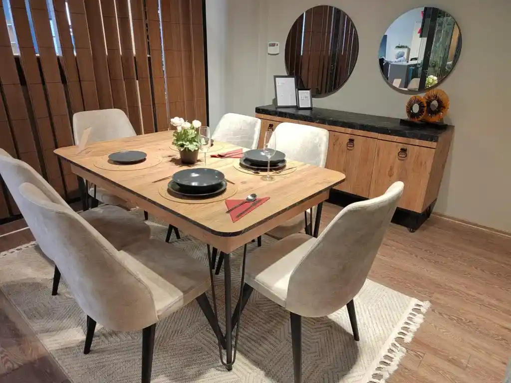 Kilim Mobilya ve Yemek Masası Kombinasyonu ile Dekorasyonda Geleneksel ve Modern Dokunuşlar