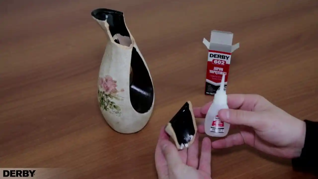 Kırık Vazolarla Yenilikçi Dekorasyon Fikirleri ve Estetik Dönüşüm Yöntemleri