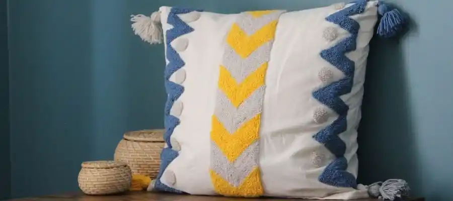 Kırlent Dekorasyonu İpuçlarıyla Ev Dekorasyonunuza Şıklık ve Konfor Katın