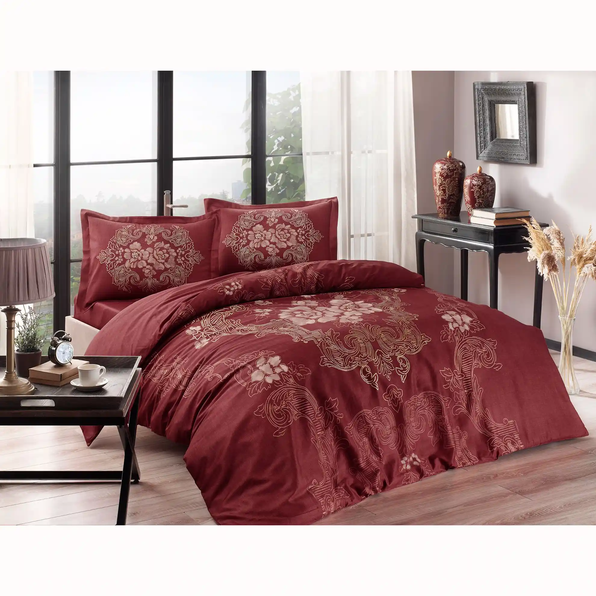 Kırmızı Nevresim Takımı ile Yatak Odası Dekorasyonunda Enerji ve Şıklık Yaratma