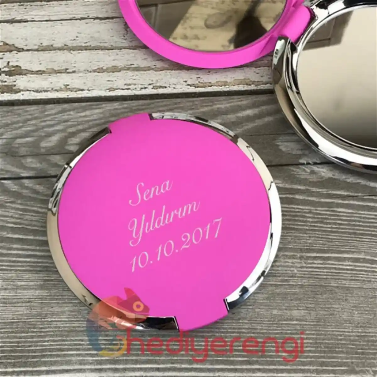 Kişiye Özel Aynalar ile Mekanlarınıza Estetik ve Fonksiyonellik Katın