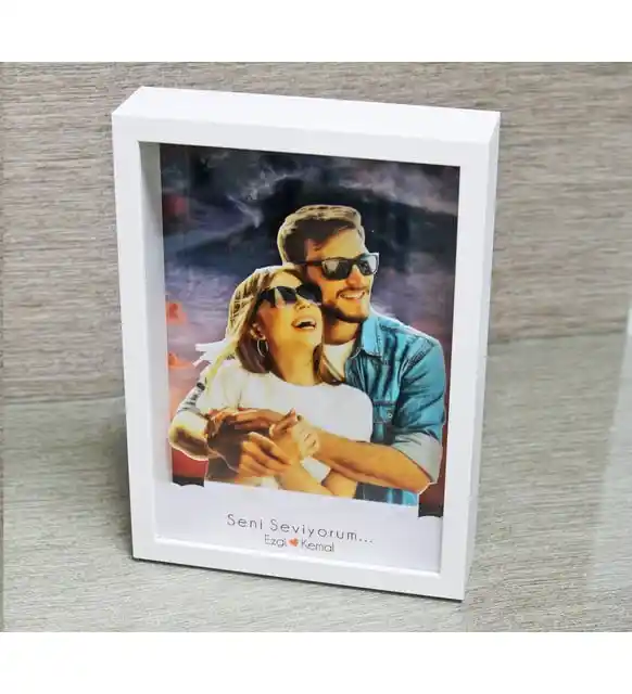 Kişiye Özel Çerçeve ile Dekorasyonunuzu Bireysel ve Şık Hale Getirin