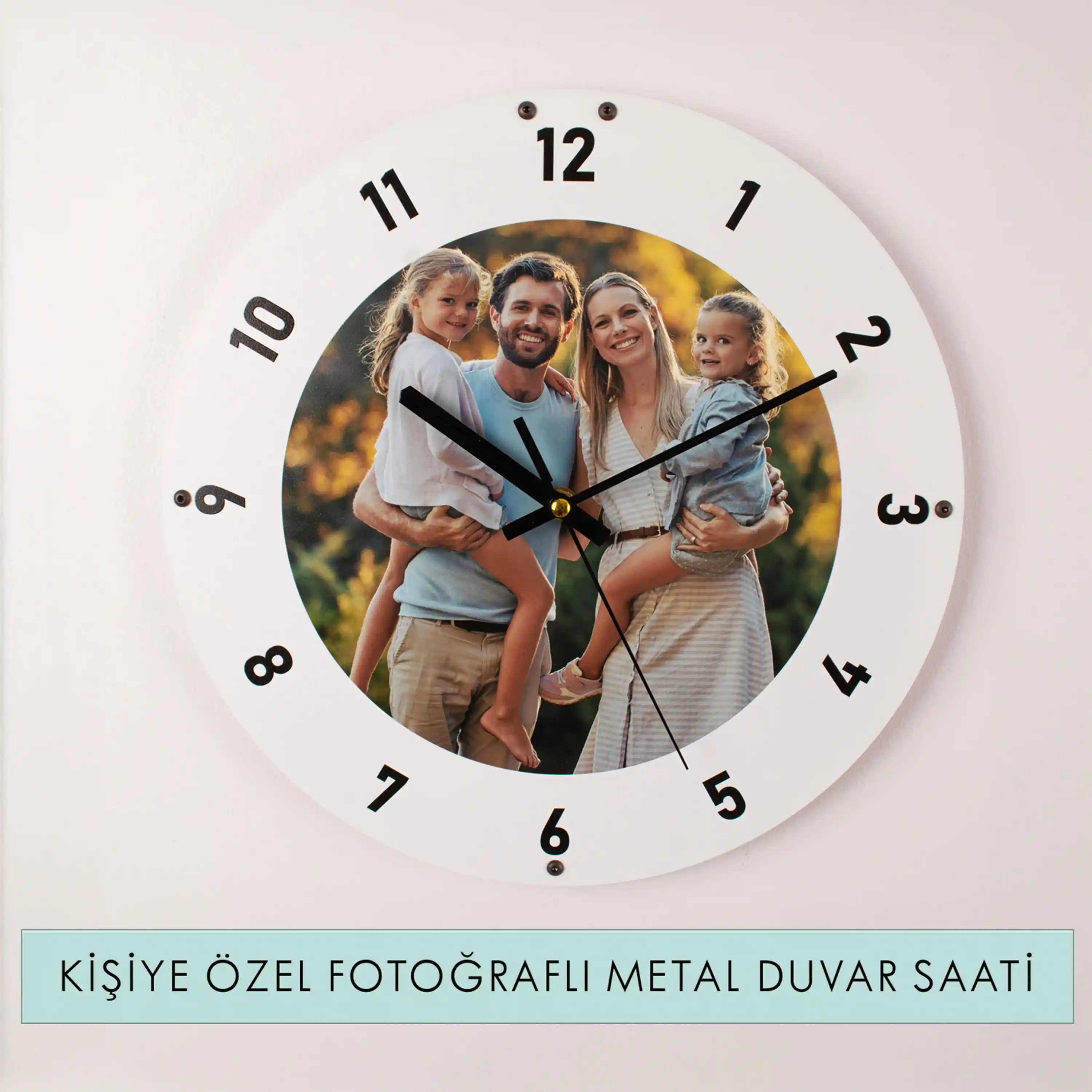 Kişiye Özel Duvar Saatleri ile Dekorasyonunuza Unutulmaz Bir Dokunuş Katın