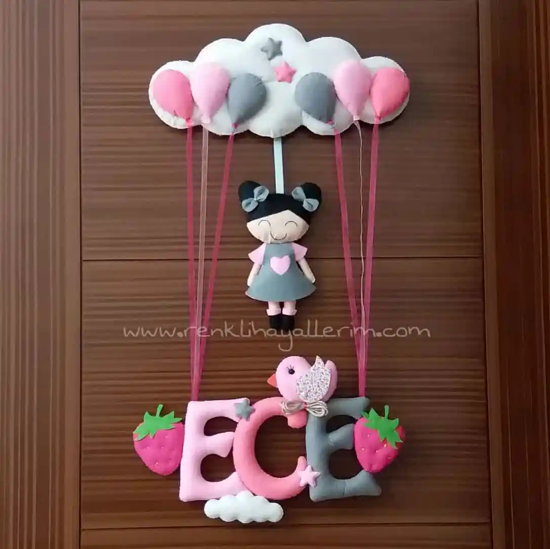 Kız Bebek Kapı Süsleri ile Evinizi ve Odanızı Şenlendirin Dekorasyon Fikirleri