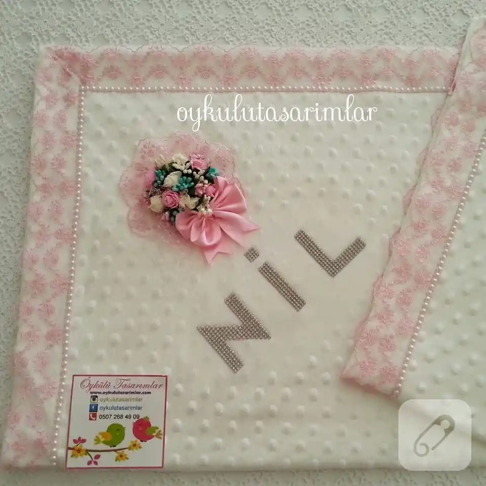 Kız Bebek Odası Dekorasyonunda Battaniyenin Rolü ve Seçim İpuçları