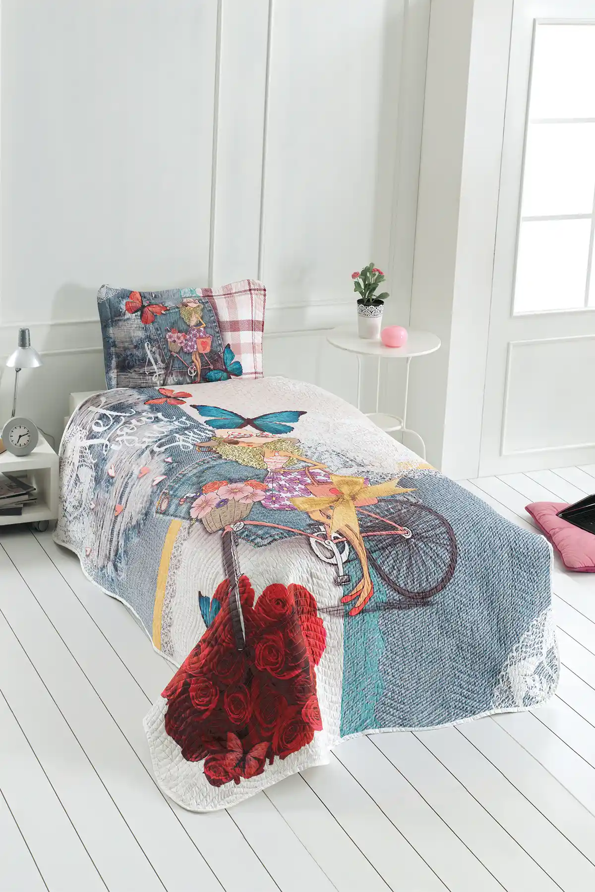 Kız Çocuk Odası İçin Yatak Örtüsü Seçimi ve Dekorasyon İpuçları