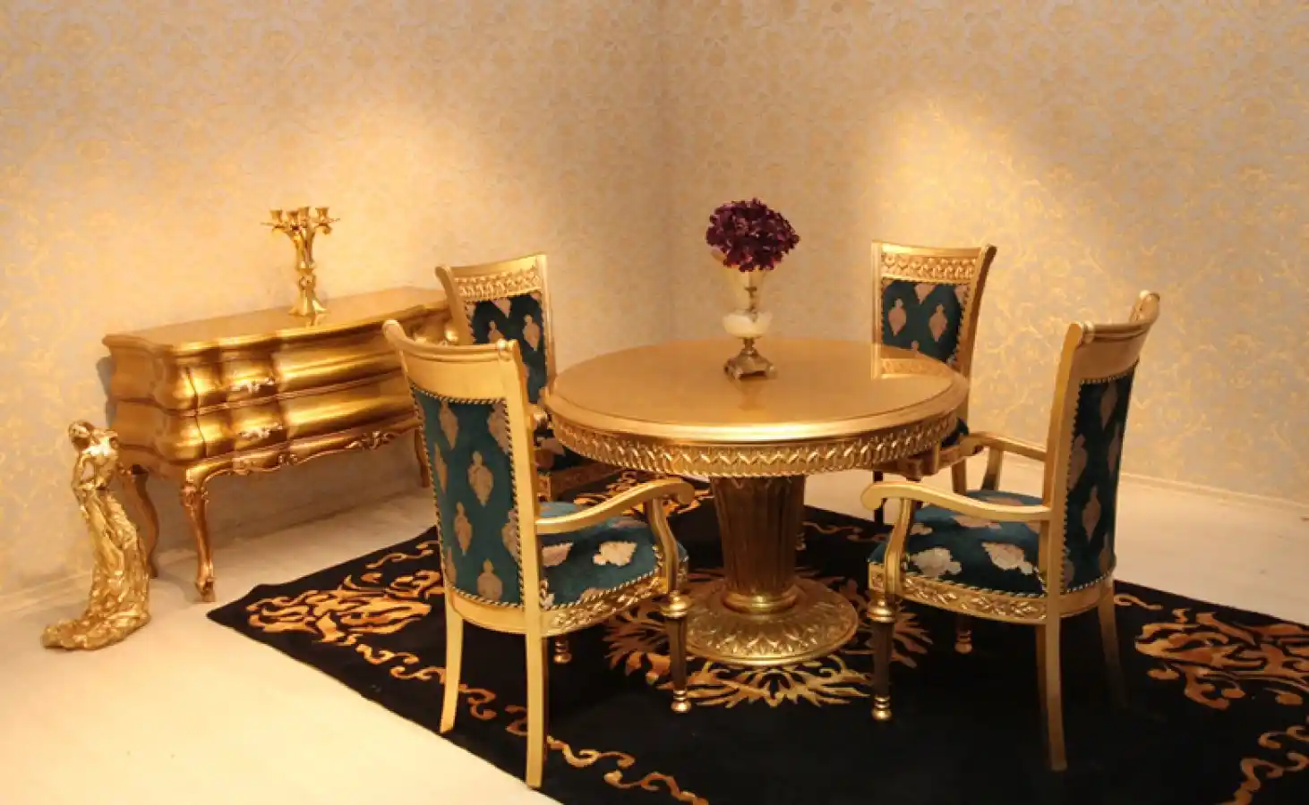 Klasik Mutfak Masası Seçenekleri ve Dekorasyonda Zarafet Yaratma Rehberi