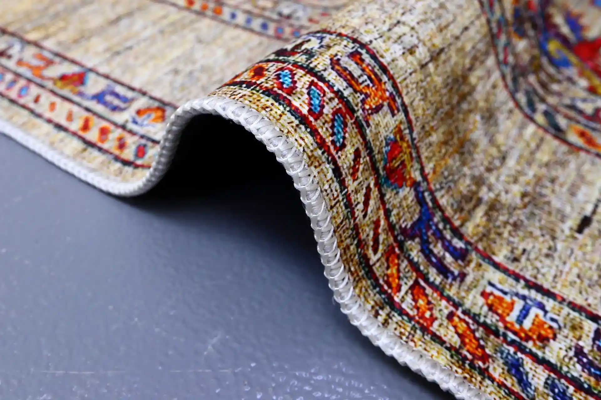 Klim Halı Nedir? Geleneksel ve Modern Dekorasyonda Kullanım İpuçları