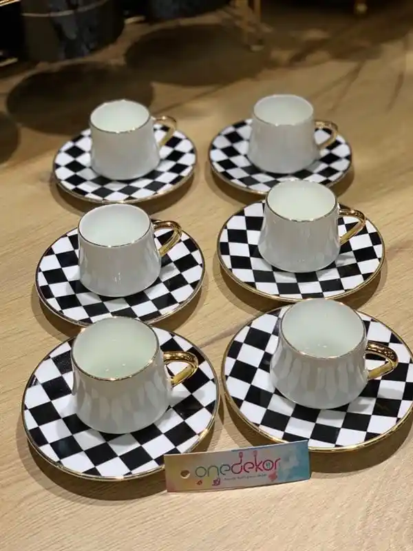 Koleksiyon Fincan Takımlarıyla Ev Dekorasyonunuzu Şıklıkla Tamamlayın