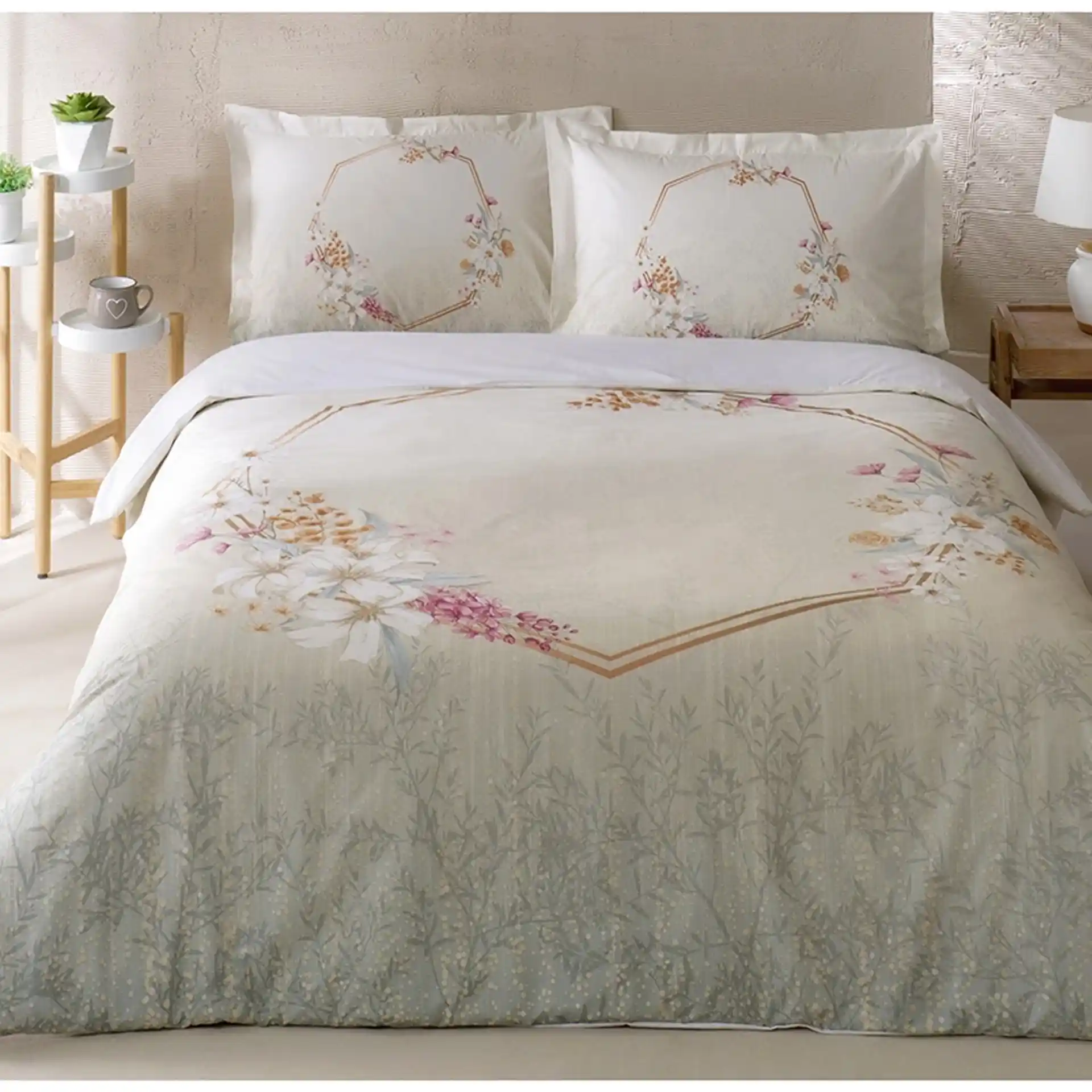 Krem Nevresim Takımlarıyla Evinizde Şıklık ve Huzuru Yakalayın