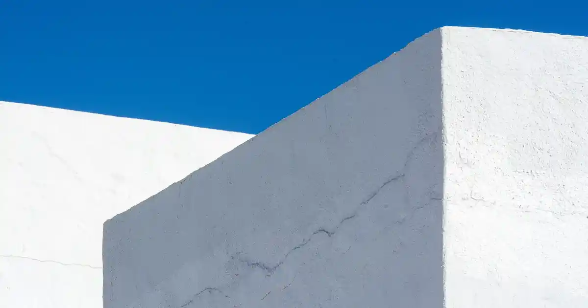 Krem Sehpa ile Dekorasyonda Şıklık ve Fonksiyonelliği Yakalayın