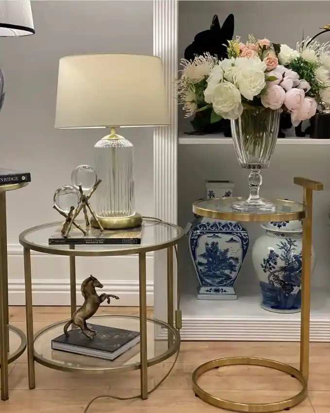 Kristal Abajur ile Dekorasyonda Zarafet ve Işıltı Yaratmanın Yolları