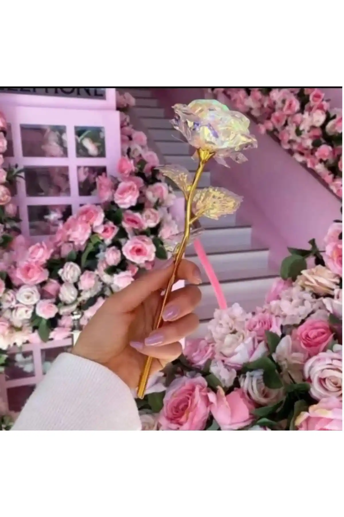 Kristal Gül ile Dekorasyonda Zarafet ve Şıklık Yaratmanın Yolları