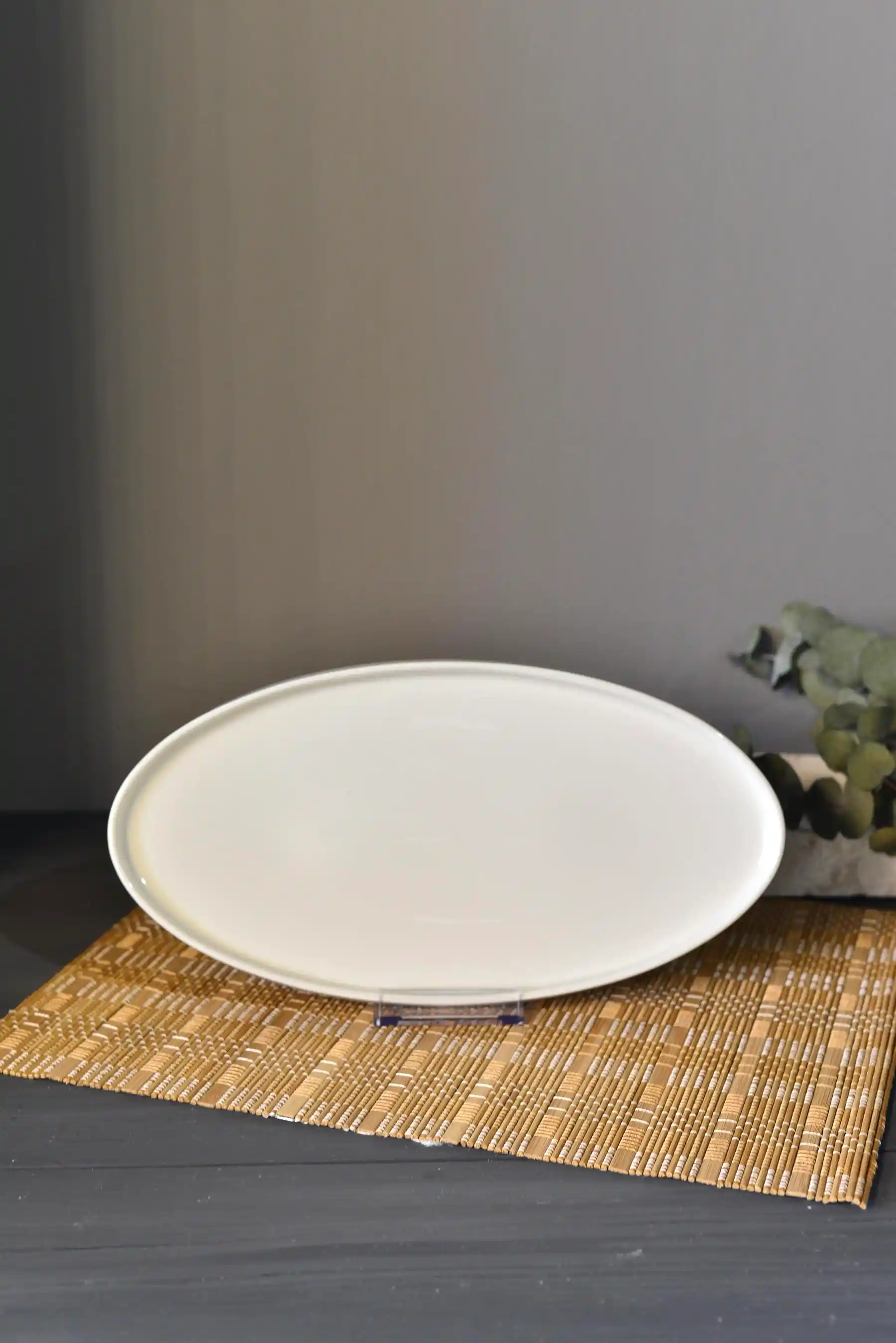 Küçük Kayık Tabaklarla Dekorasyonda Şıklık ve Fonksiyonellik Sağlama Rehberi