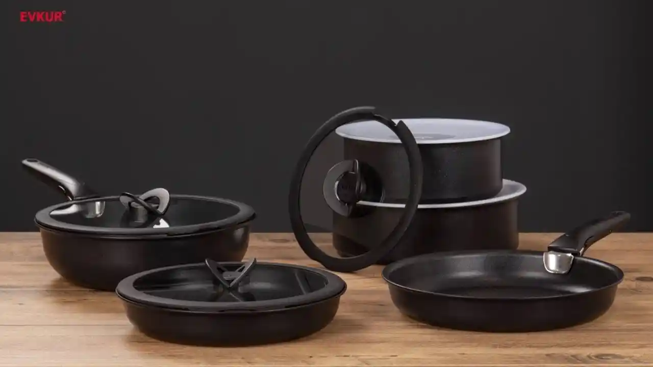 Kulpsuz Tencere Setleri: Modern ve Fonksiyonel Mutfak Dekorasyonu İçin İdeal Seçenekler