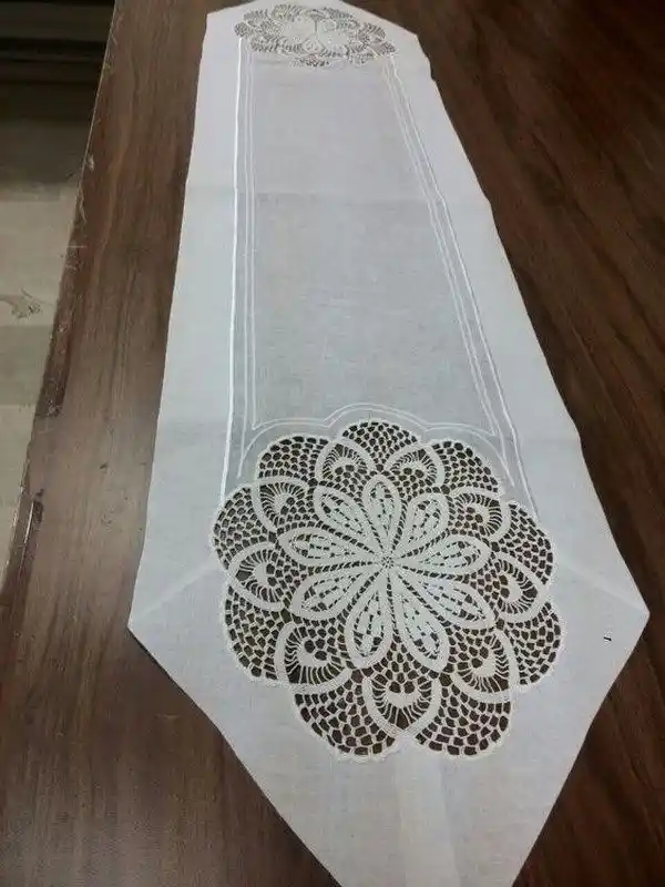 Kumaş Üzerine Dantel Ranır Modelleriyle Dekorasyona Zarif Dokunuşlar