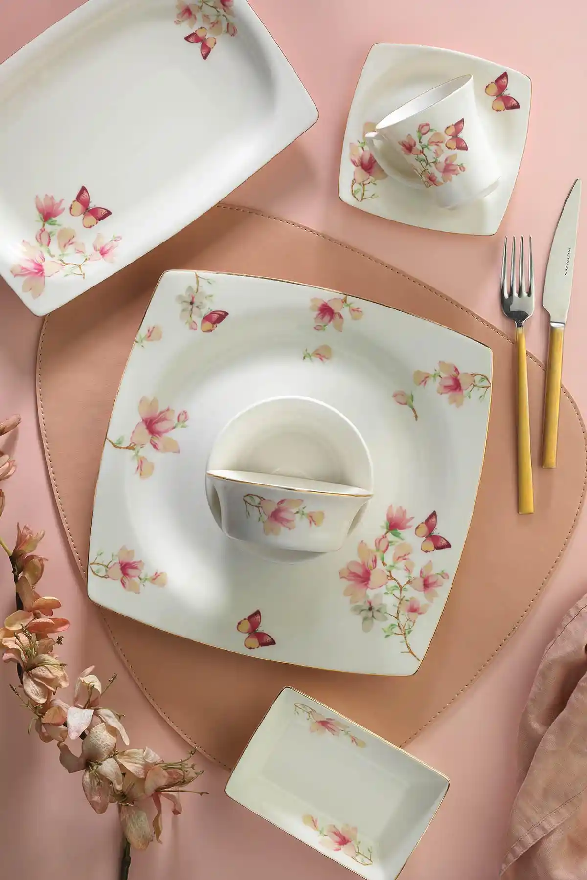 Kütahya Porselen Kahvaltı Setleri: Estetik ve Fonksiyonellik Sunan Dekoratif Çözümler