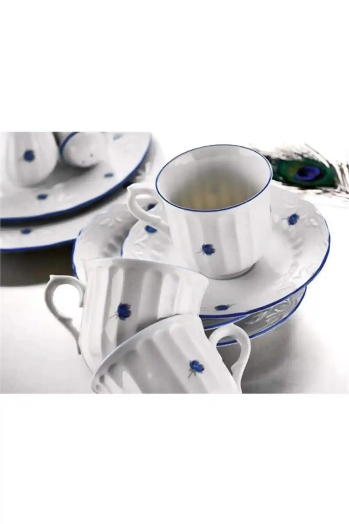 Kütahya Porselen Vera Kahve Fincanı Dekorasyonda Zarafet ve İşlevselliğin Buluşması