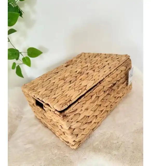 Kutu Sepetlerle Ev Dekorasyonunda Şıklık ve Düzen Sağlama Yöntemleri