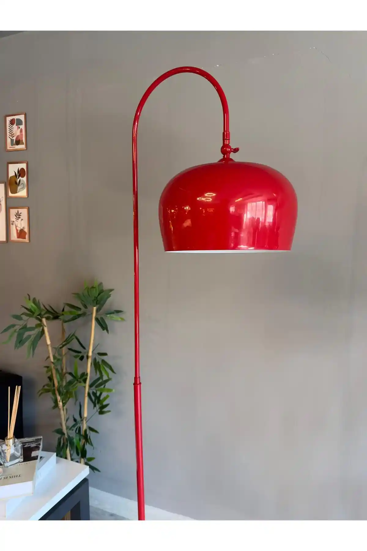 Lambader Başlığı Seçimi ve Dekorasyonda Şıklık ile Fonksiyonellik Uyumunun Önemi