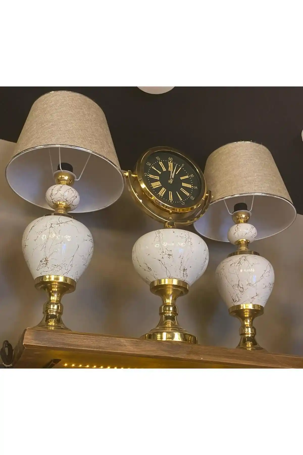 Lambader Saat ile Modern ve Fonksiyonel Dekorasyon Çözümleri