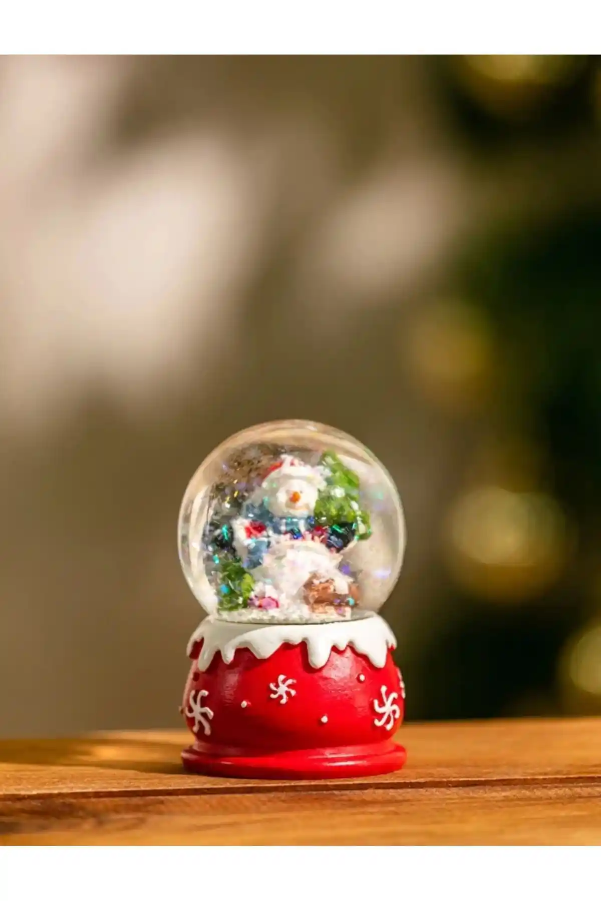 LC Waikiki Kar Küresi Dekorasyonunda Şık ve Uygun Fiyatlı Detaylar