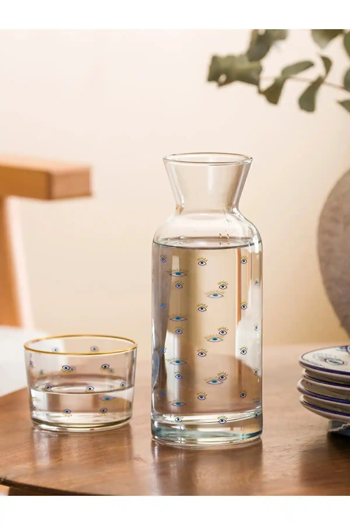 LCW Bardaklı Sürahi Modelleri ile Dekorasyonda Şıklık ve Fonksiyonellik Sağlama