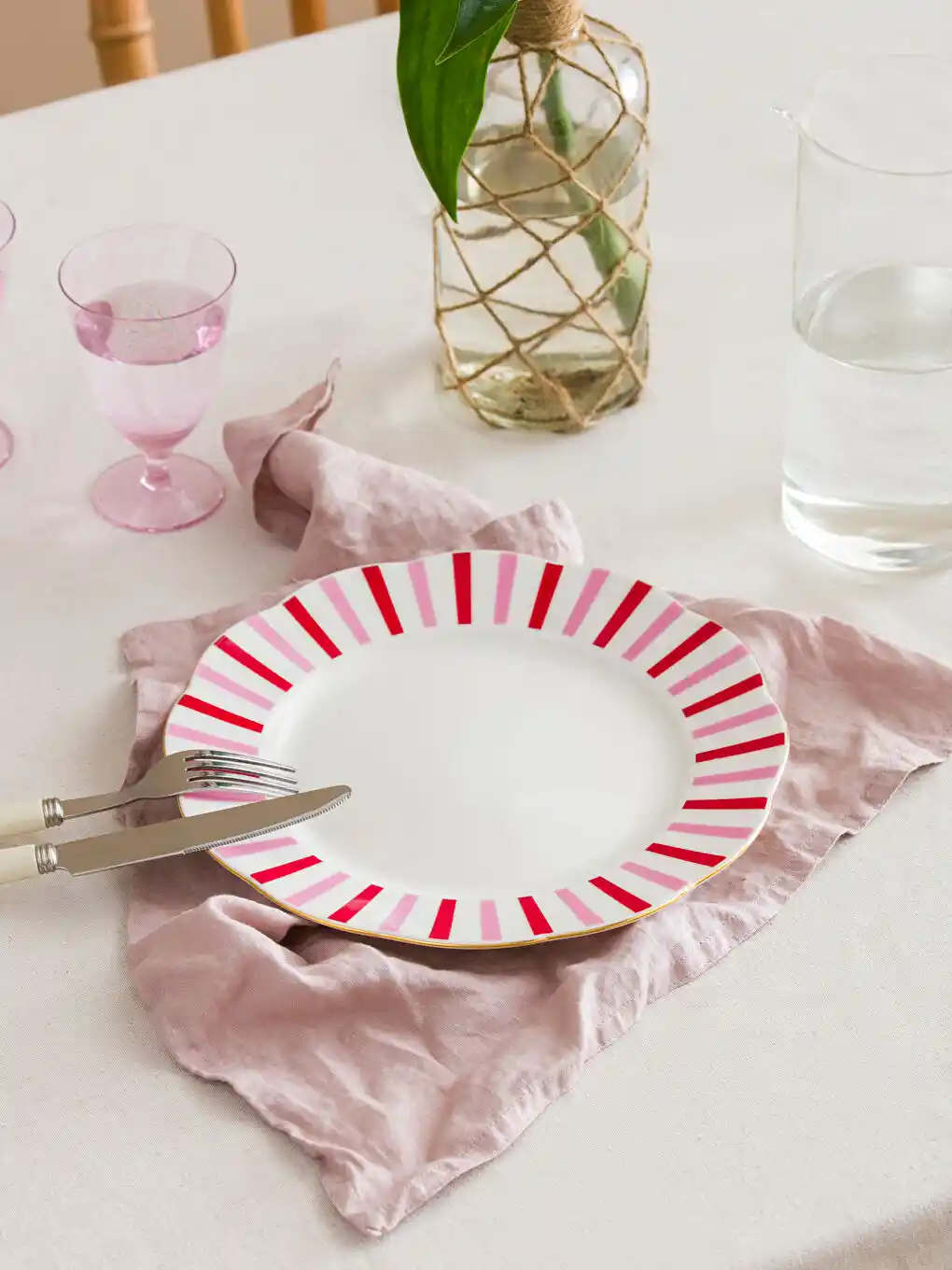 LCW Home Tabak Koleksiyonu ile Dekorasyonda Şıklık ve Fonksiyonellik Sağlayın