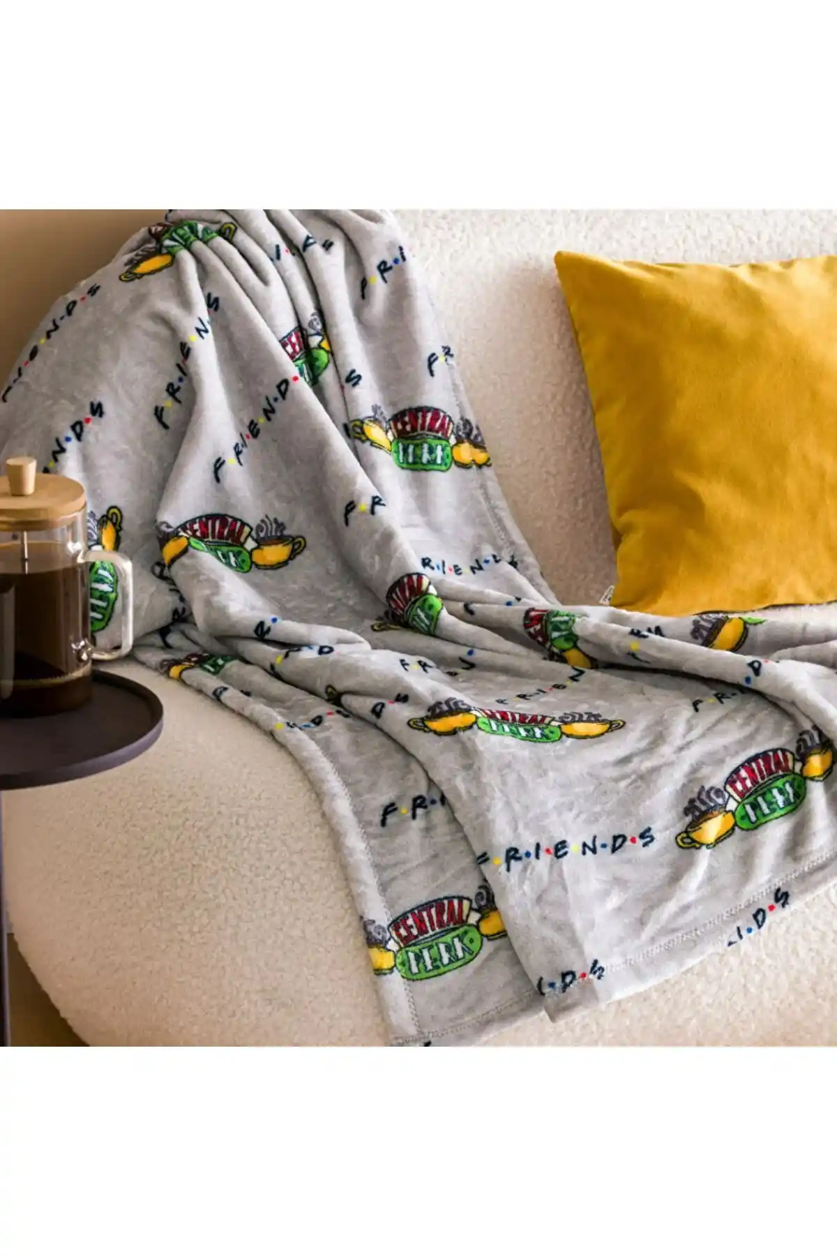 LCW Home TV Battaniyesi ile Oturma Alanlarınızı Şıklık ve Konforla Yenileyin