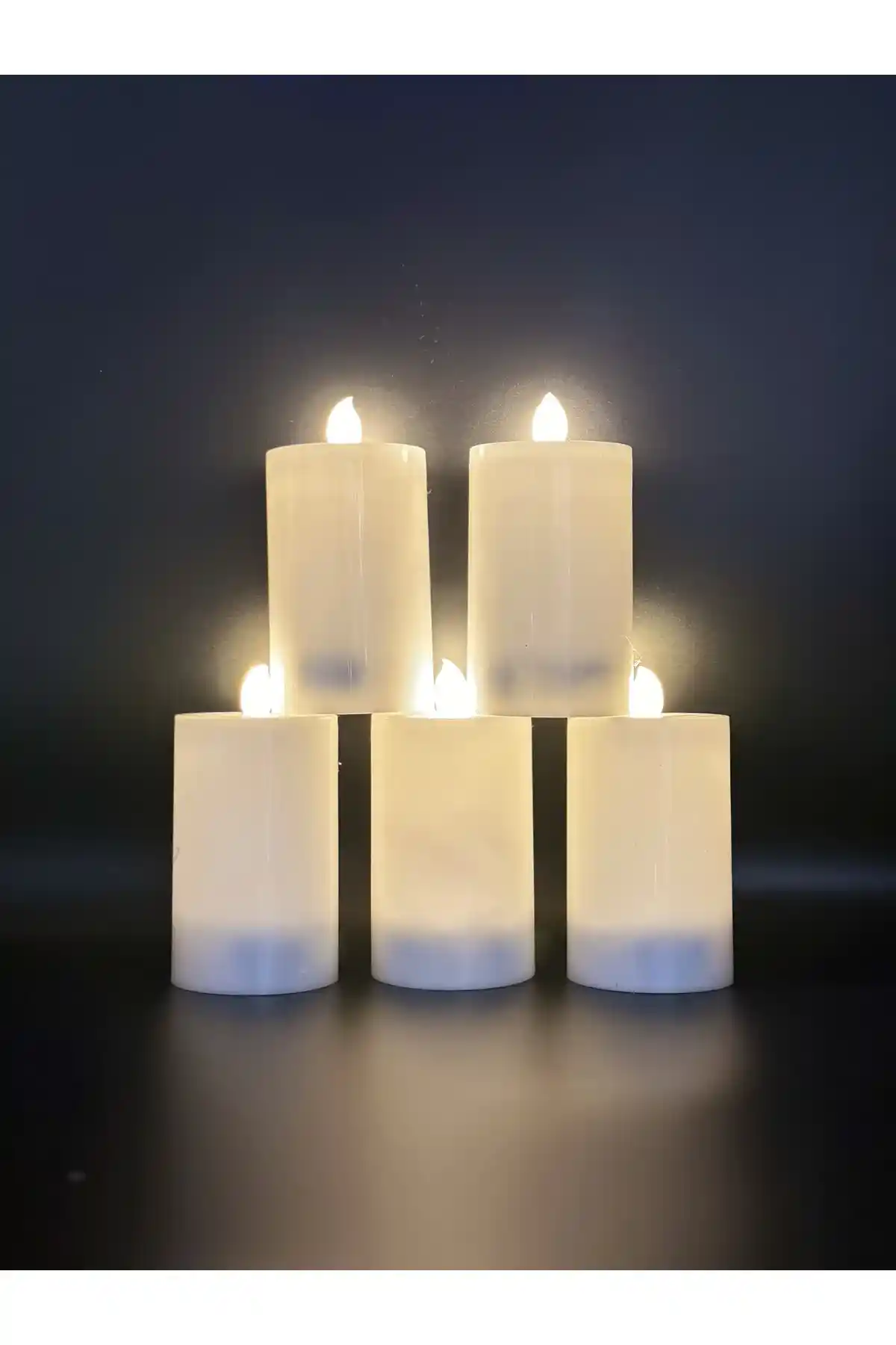 LED Şamdan Mumlarla Dekorasyonda Modern ve Güvenli Çözümler